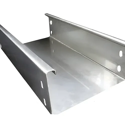 Bandeja portacables lisa de MetalBoard con diseño compacto y resistente